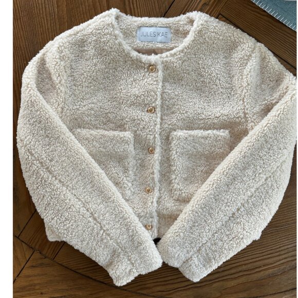 Cream Sherpa Cropped Lady Jacket in Size Large - Picture 1 of 7